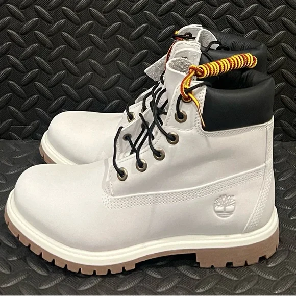 Timberland‎ Premium 6 Inch Waterproof Boot Light Grey Nubuck Womens Size 8.5 - Picture 3 of 6